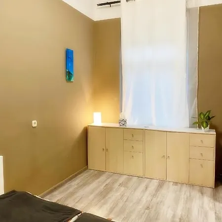 Apartman Pihi-lak *